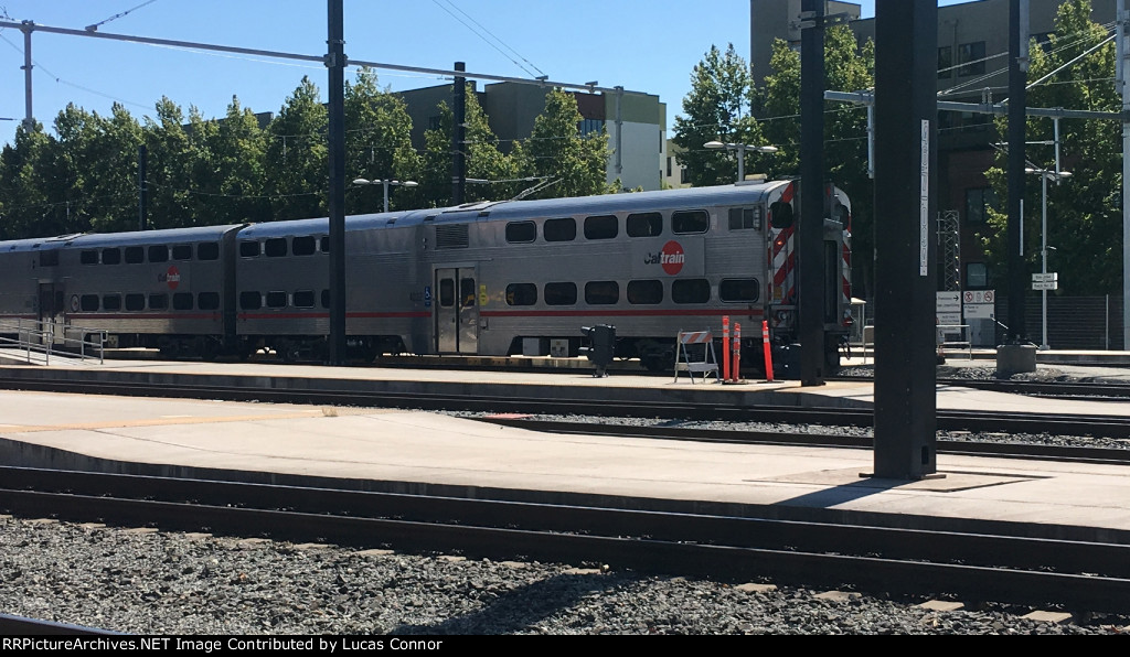 Caltrain 4022